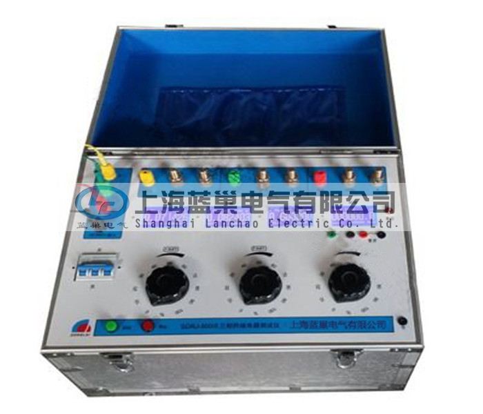LCDL-200III三相電流發(fā)生器（簡稱三相升流器），我公司自行研制開發(fā)的測試設(shè)備，它集國內(nèi)外同類產(chǎn)品的優(yōu)點(diǎn)于一身，采用數(shù)控技術(shù)，抗干擾能力強(qiáng)，和上一代升流器相比，由于采用低功耗、大容量的自藕調(diào)壓器和高導(dǎo)磁率鐵芯制作的變流器。