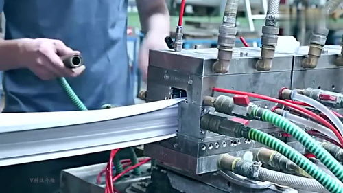 令人腦洞大開的工廠機(jī)械化制造過程 這樣的場(chǎng)景你見過嗎