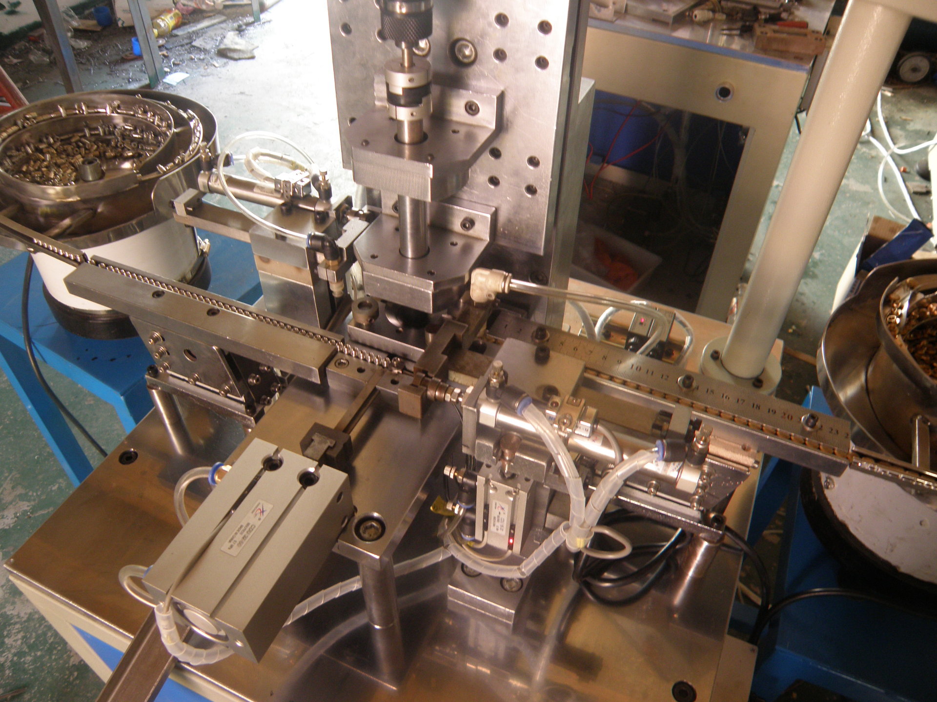 高效自動化解決方案 自動擰螺絲機的價格、廠家及優勢解析